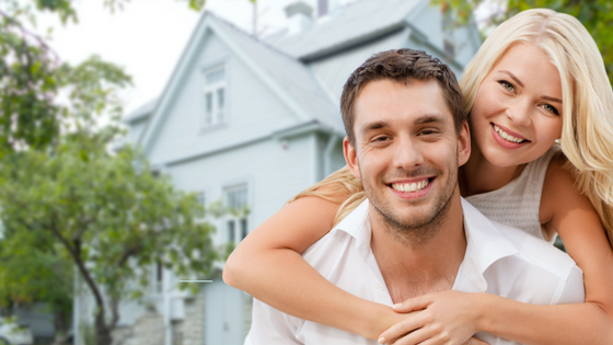 happy couple house background.png